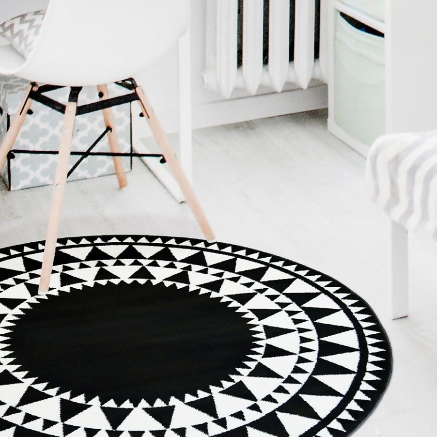 Homebase Rugs | Daytona Atec Rug - Black - 133Cm