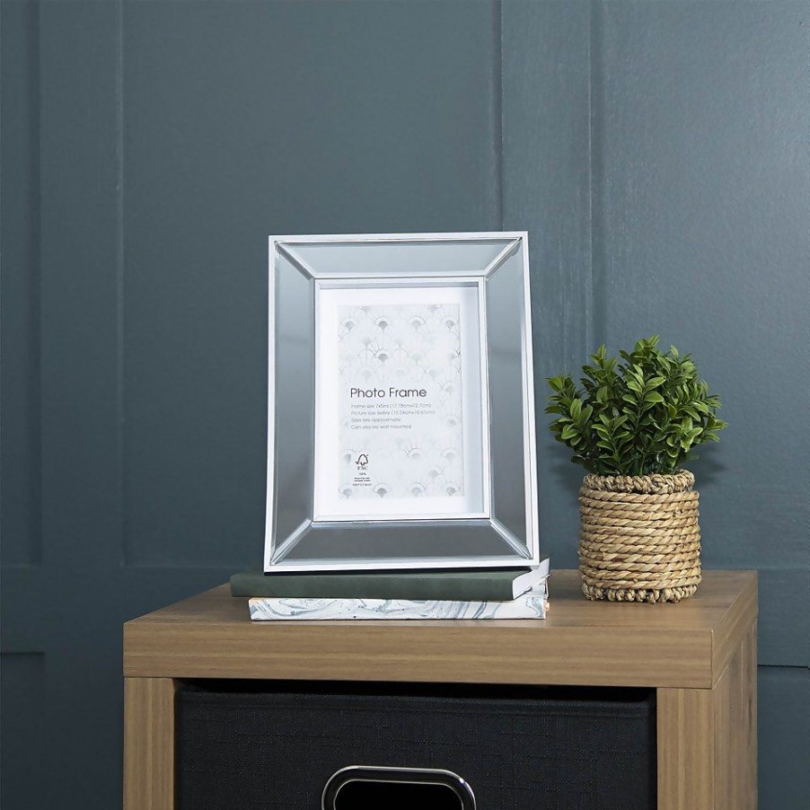 Homebase Photo Frames | Bevelled Photo Frame - 6X4"