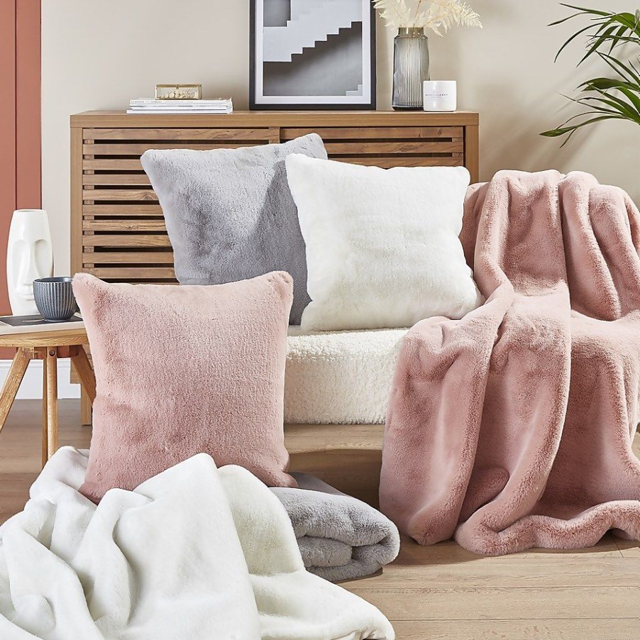 Homebase Bedspreads And Throws | Faux Fur Rabbit Throw - 125X160Cm - Blush