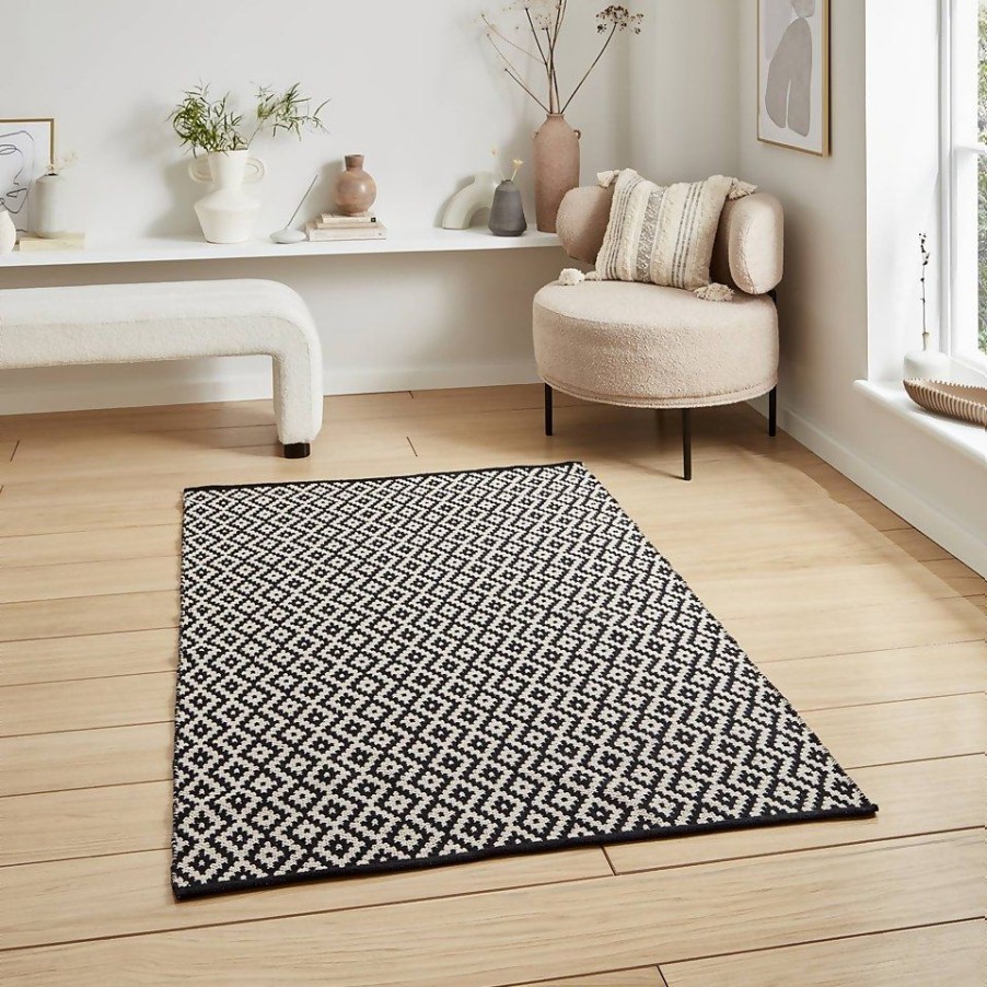 Homebase Rugs | Wren Geometric Rug - Black - 120X170Cm