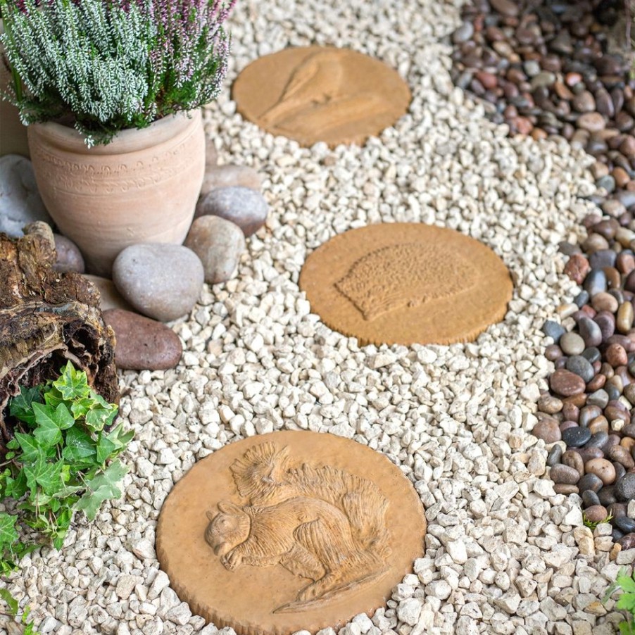 Homebase Paving Stones & Slabs | Stylish Stone Wildlife Stepping Stone - 1 Piece